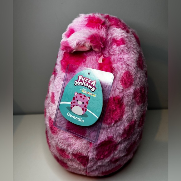 Gwendle the Pig 🐷 Fuzz-a-Mallow - Picture 2 of 4